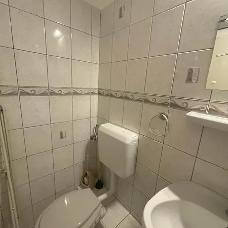Jokai Apartman *